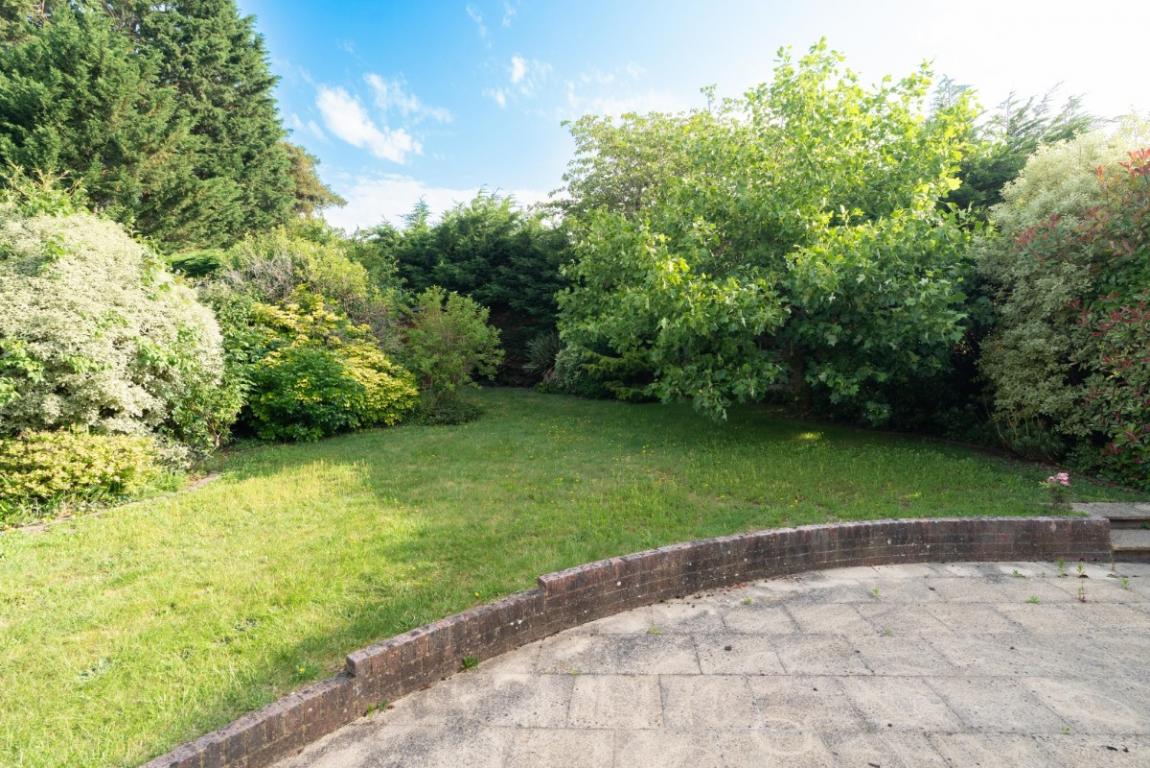 Image: 21 Canford Bottom Wimborne Dorset Colehill
