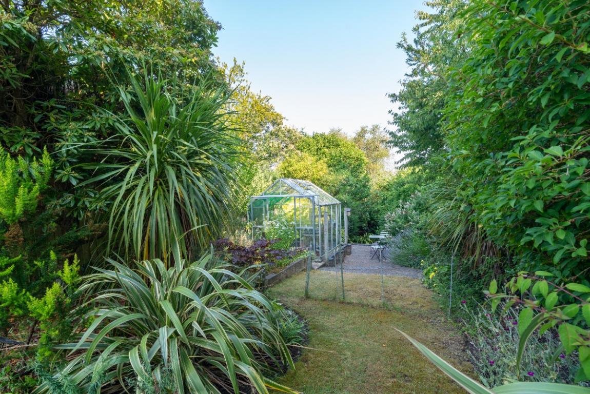 Image: 31 Lonnen Road Wimborne Dorset Colehill